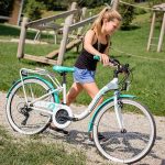 Verkoopsucces bij Kinderfietsen is dit mooie fietsje voor meisjes.