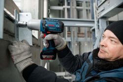 Bosch Professional GDS 18